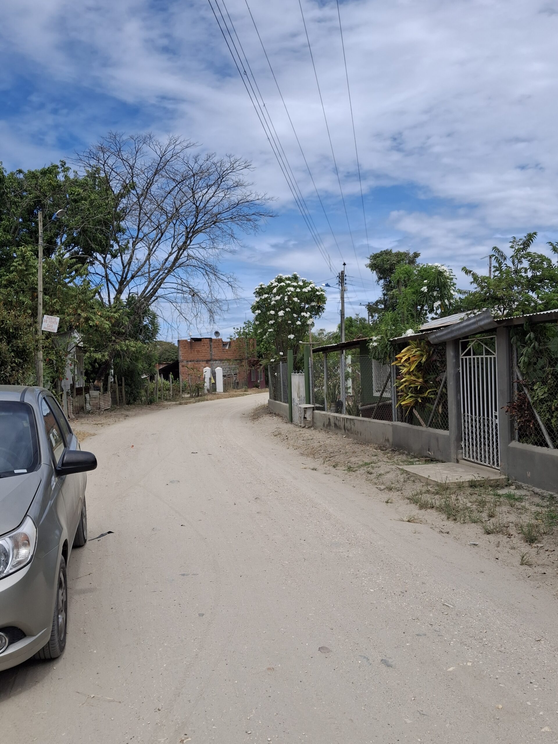 Casa con amplio lote en la Vereda El Colegio - Imagen 2